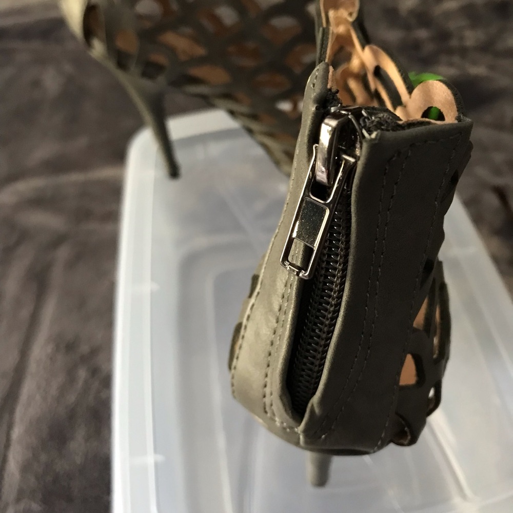 Zigisoho Sandal - image 4